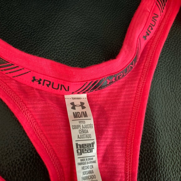 Under Armour Heat Gear Tank - Picture 4 of 4